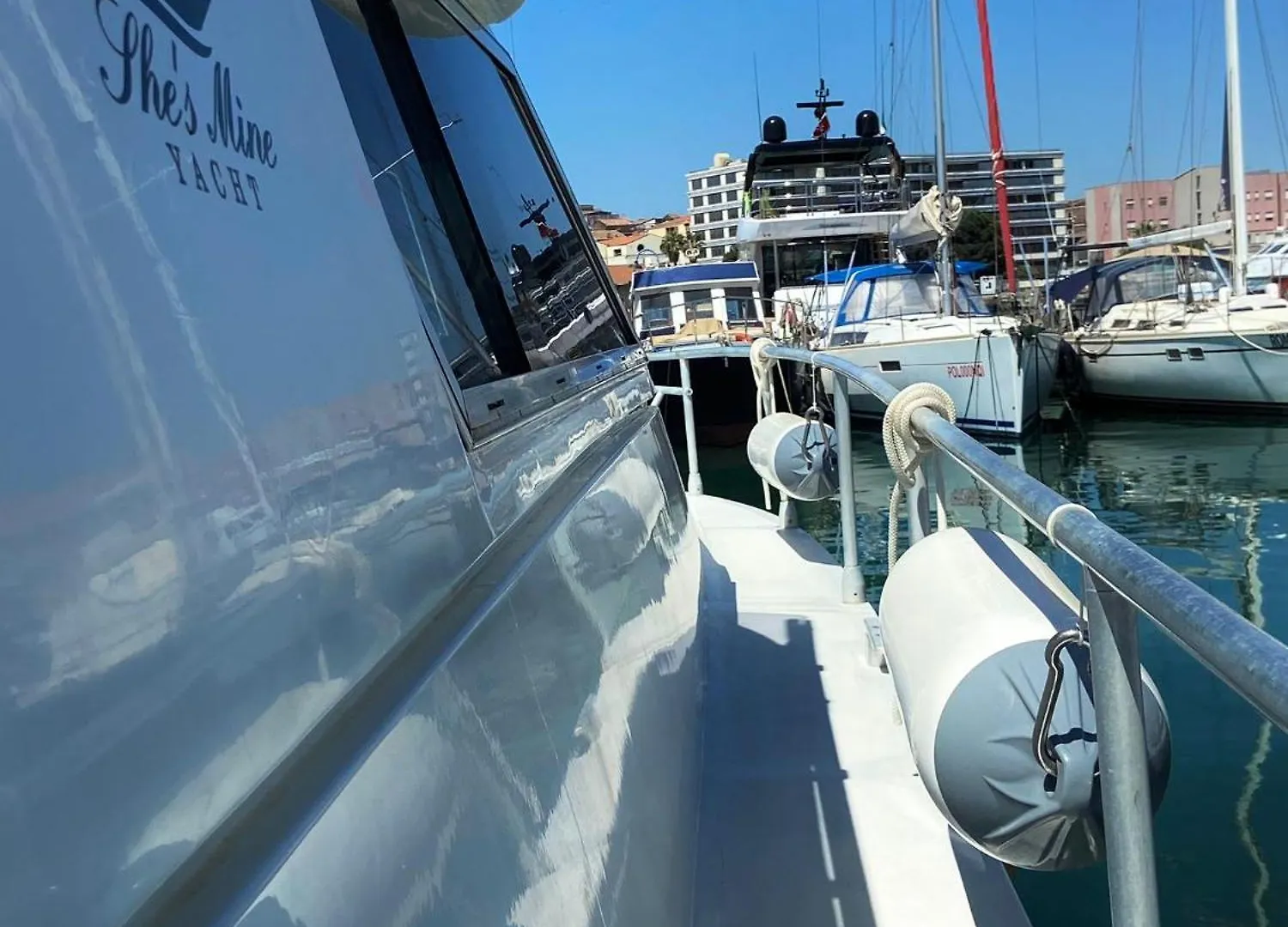 She'S Mine Yacht 호텔 카타니아